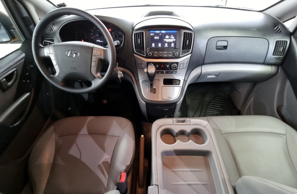 Hyundai The New Grand Starex