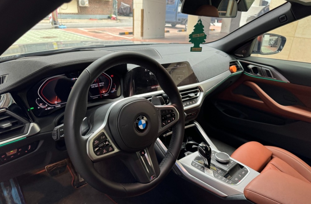 BMW 4 series (G22)