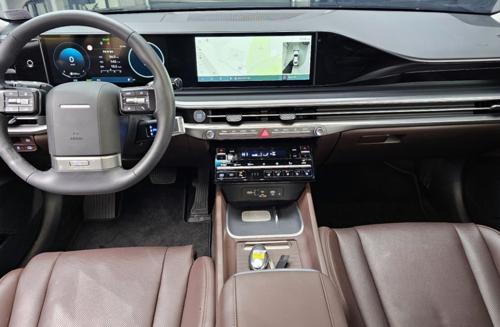 Hyundai Grandeur Hybrid (GN7)