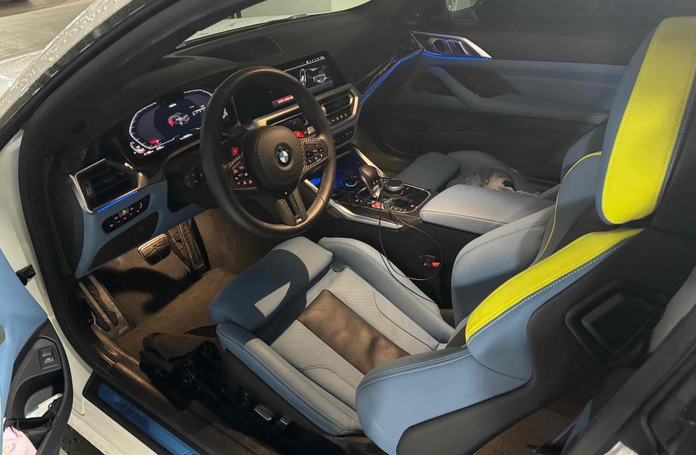 BMW M4 (G82)