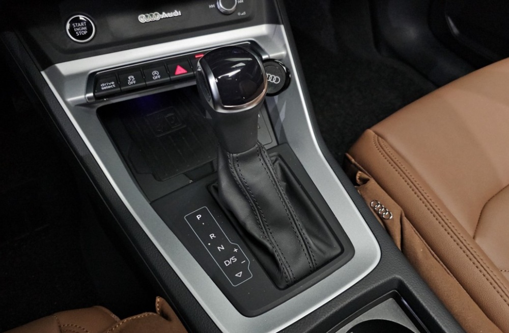 Audi Q3 (F3)