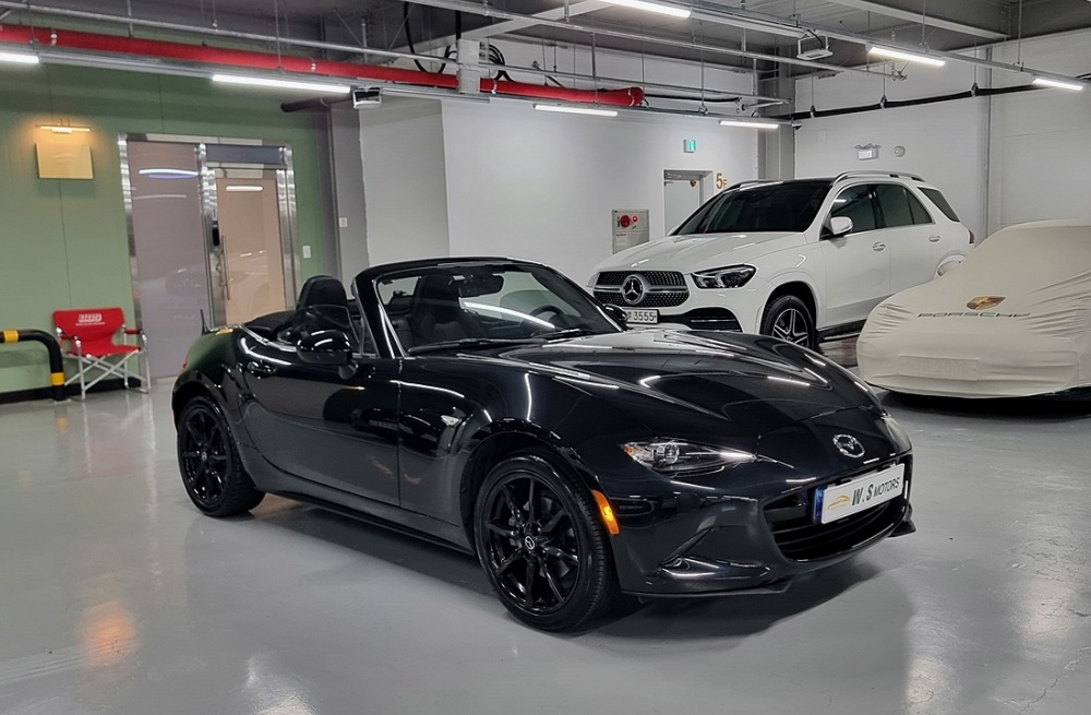 Mazda MX-5 MIATA