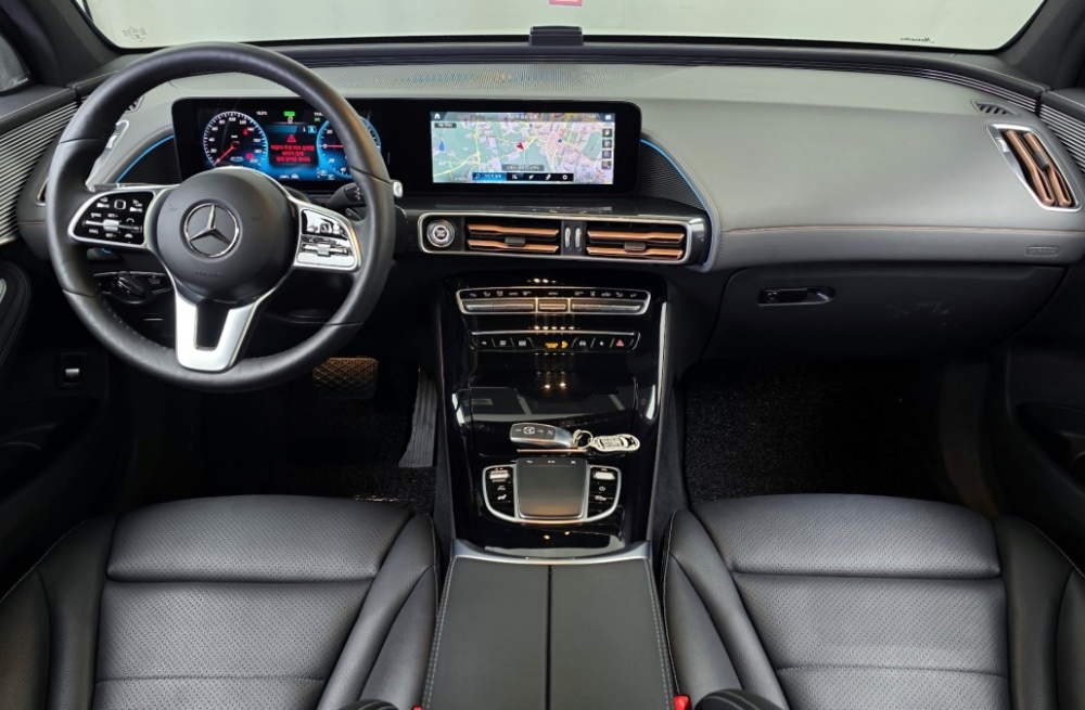Mercedes-Benz EQC-N293