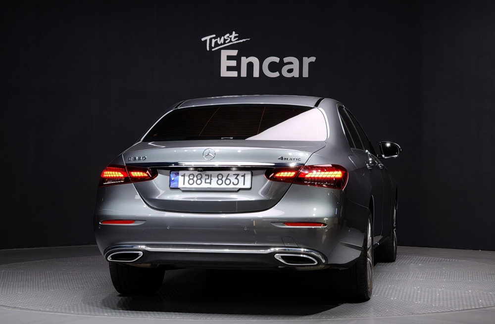 Mercedes-Benz E-Class W213