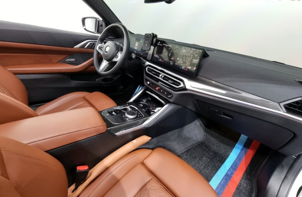 BMW 4 series (G22)