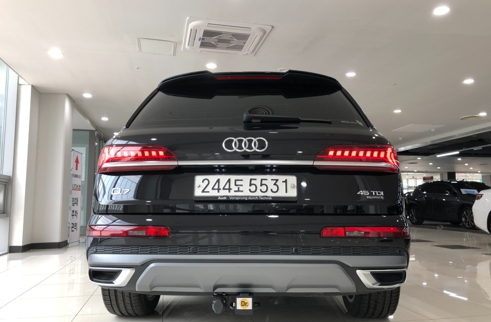 Audi Q7 (4M)