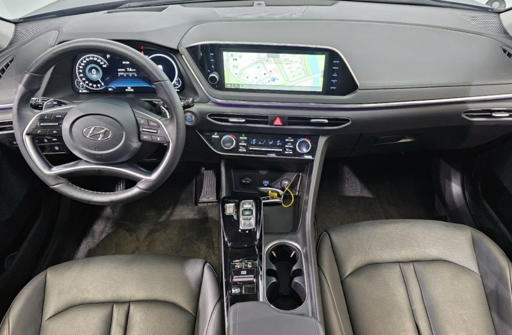 Hyundai Sonata (DN8)