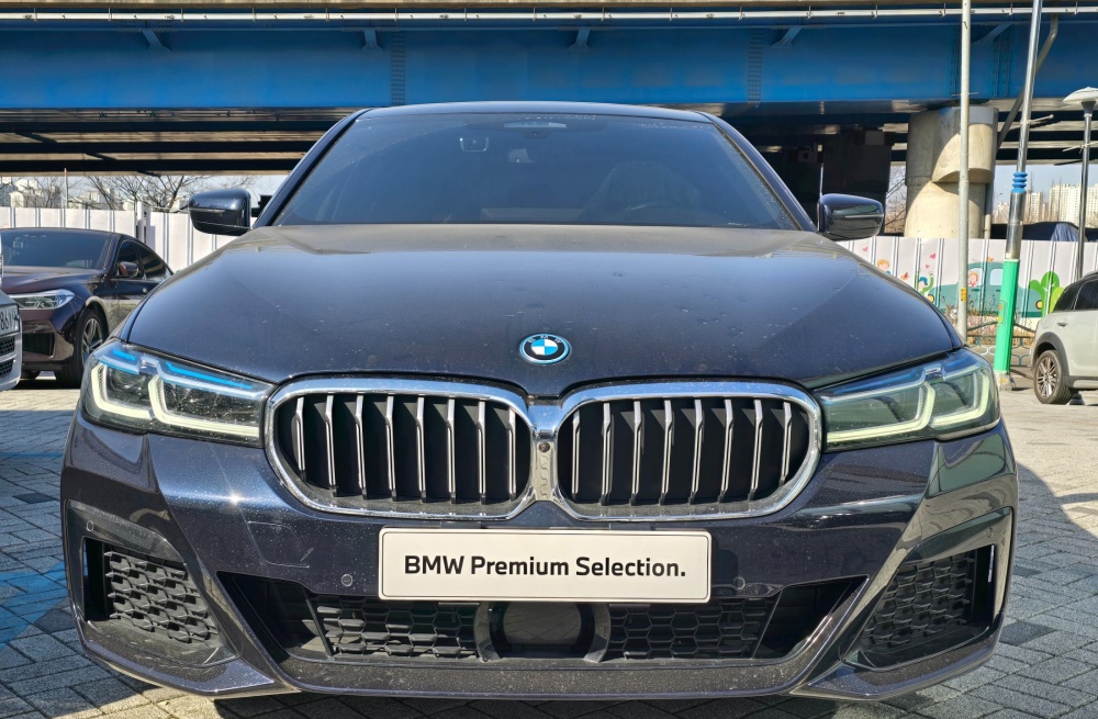 BMW 5 series (G30)