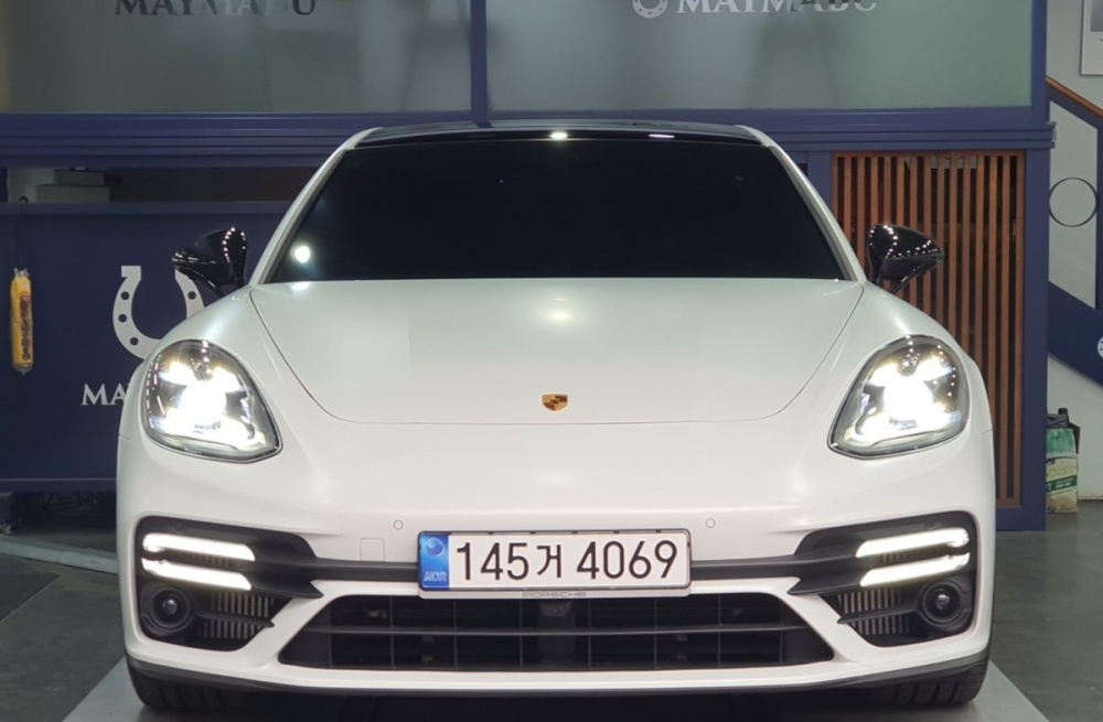 Porsche Panamera (971)