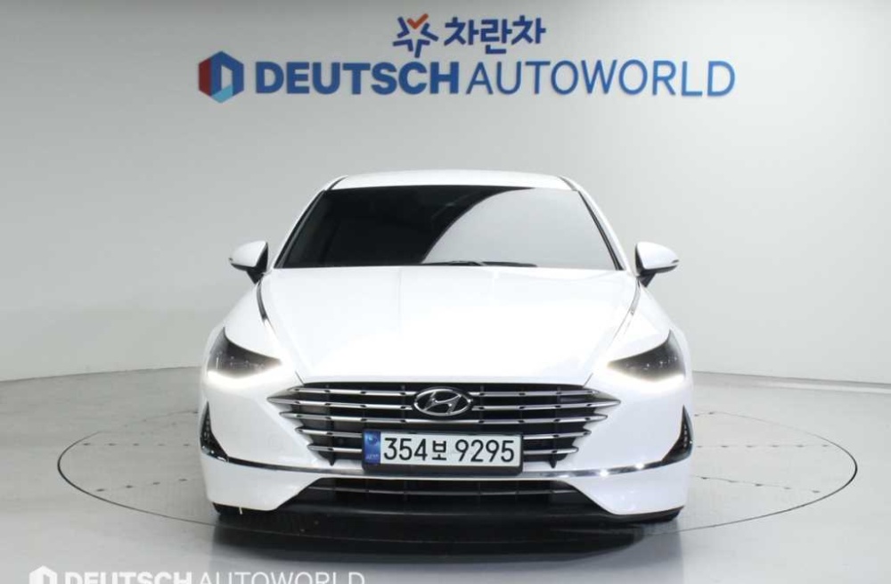 Hyundai Sonata Hybrid (DN8)