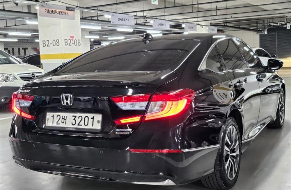 Honda Accord 10th Gen