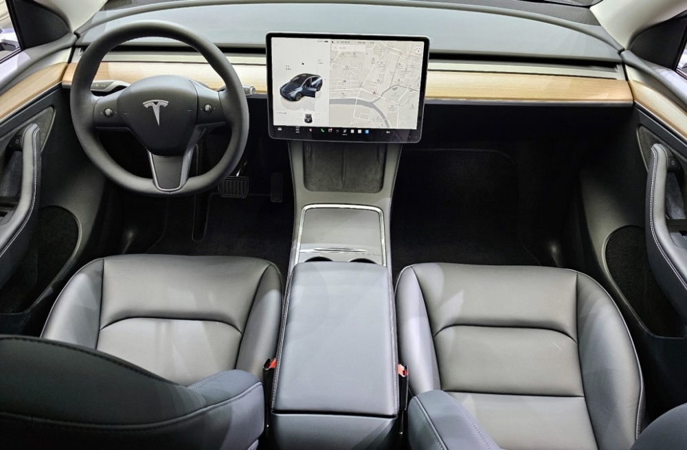 Tesla model Y