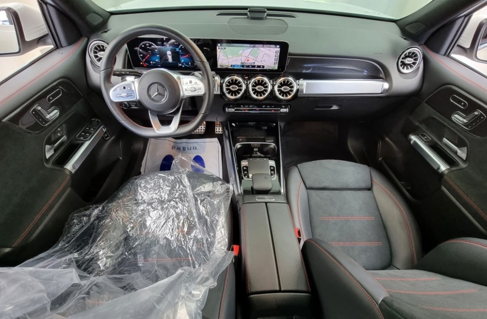 Mercedes-Benz GLB-Class X247