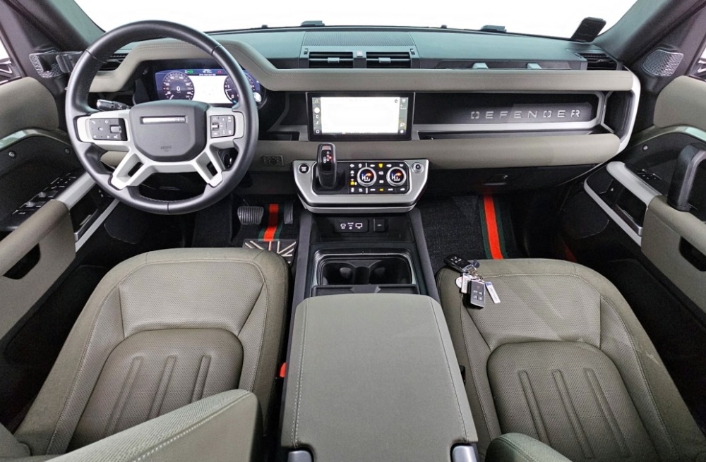Land rover Defender (L663)