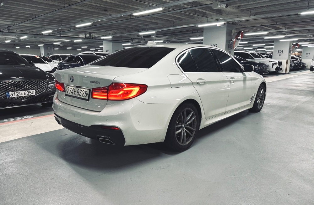 BMW 5 series (G30)