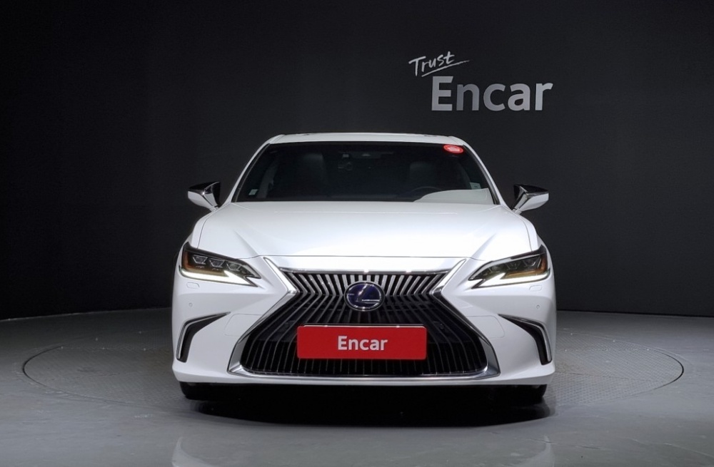 Lexus ES300h 7th generation