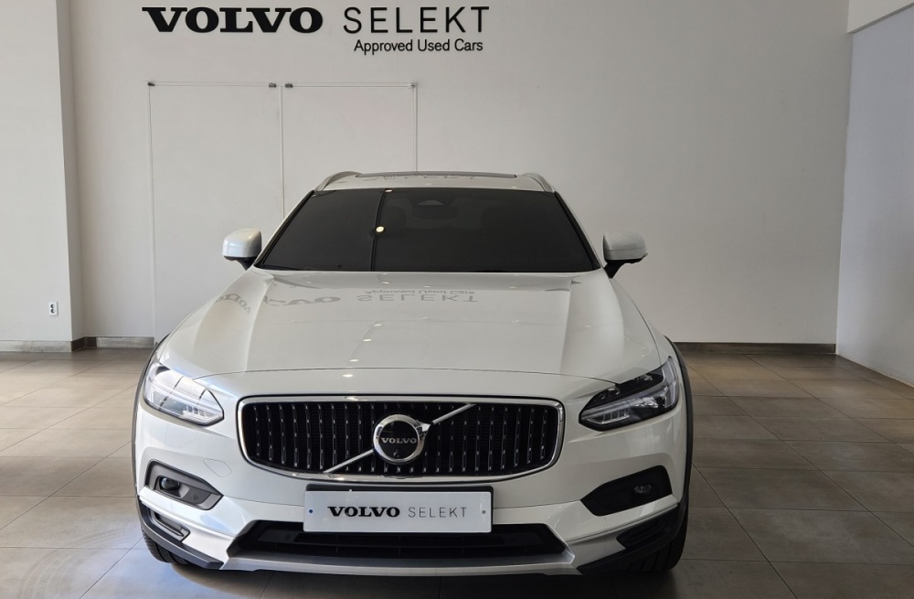 Volvo V90 Cross Country