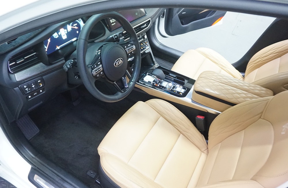 Kia K7 Premier