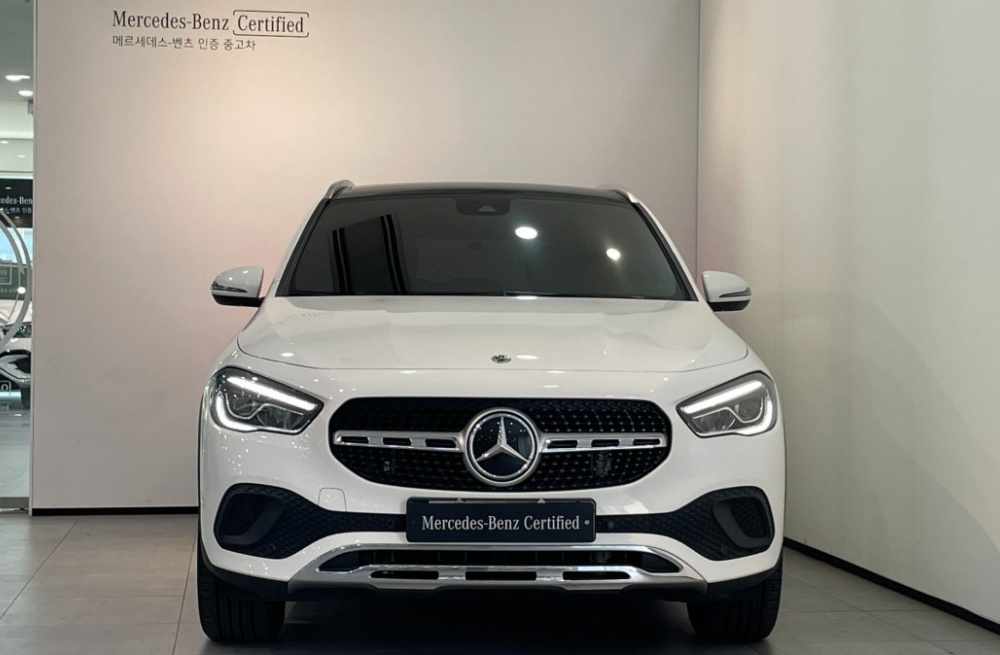 Mercedes-Benz GLA-Class H247