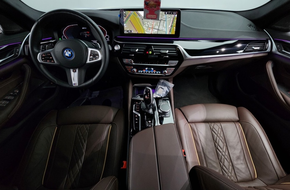 BMW 5 series (G30)
