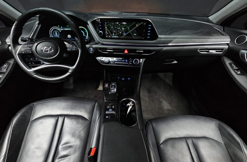 Hyundai Sonata Hybrid (DN8)