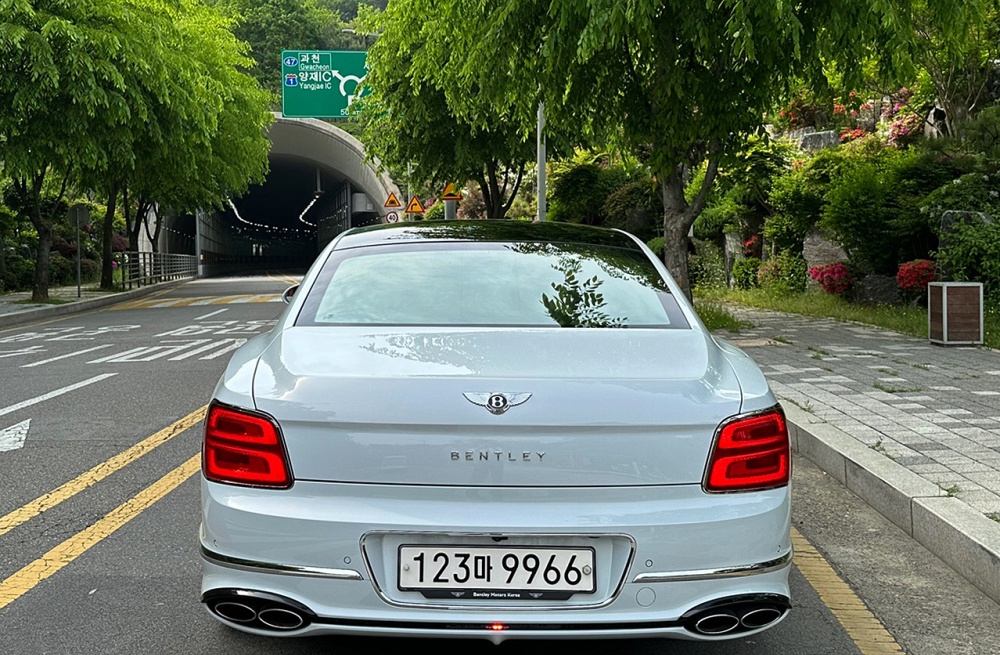 Bentley Flying Spur 3rd generation