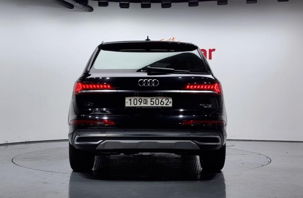 Audi Q7 (4M)