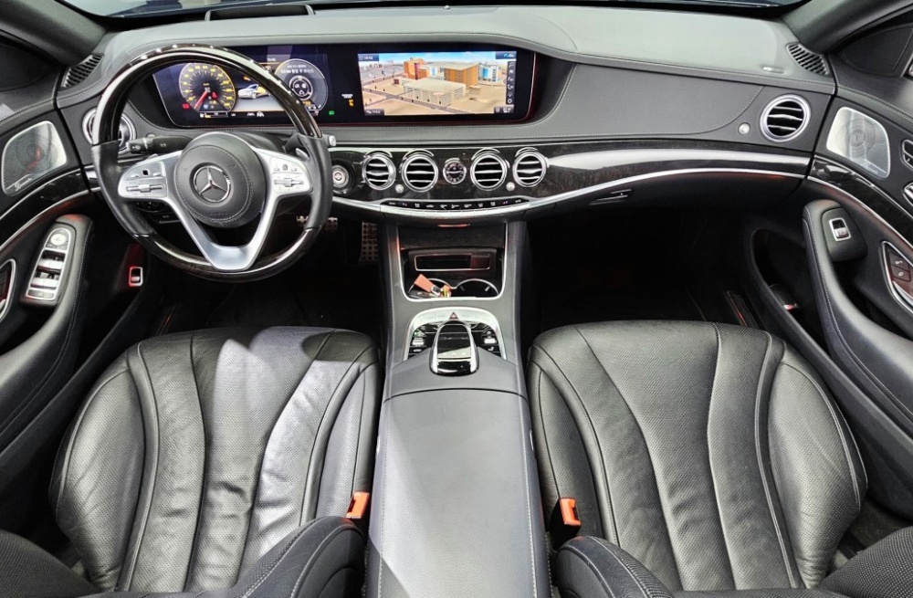 Mercedes-Benz S-Class W222