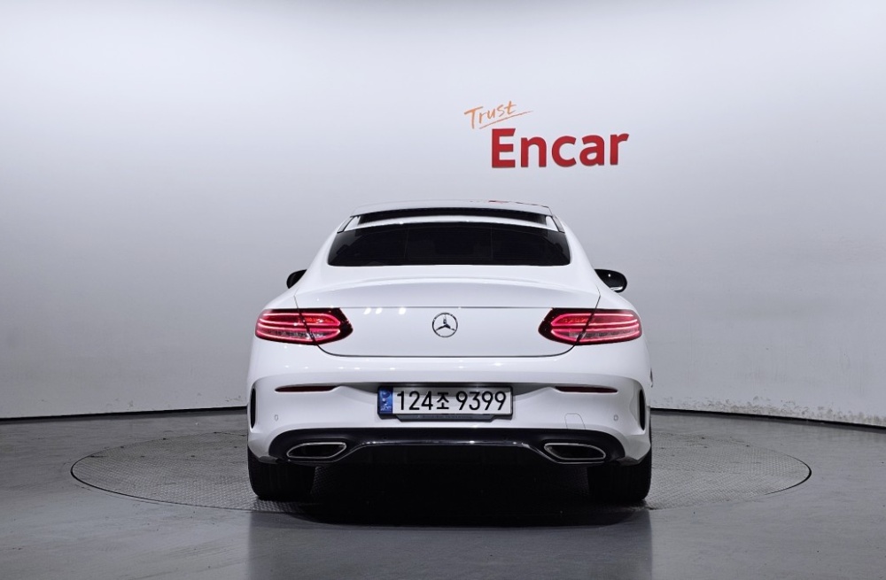 Mercedes-Benz C-Class W205