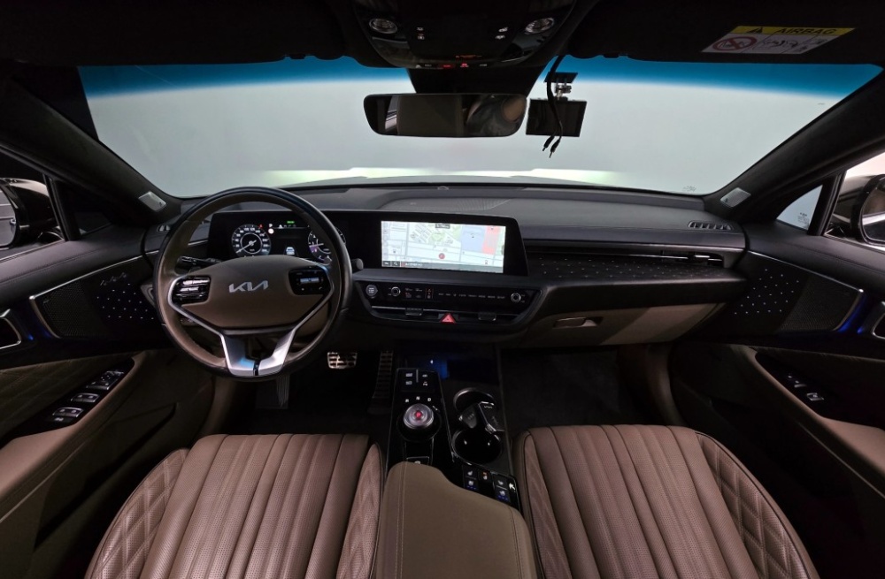 Kia K8