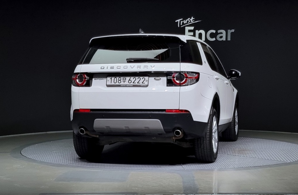 Land rover discovery sport