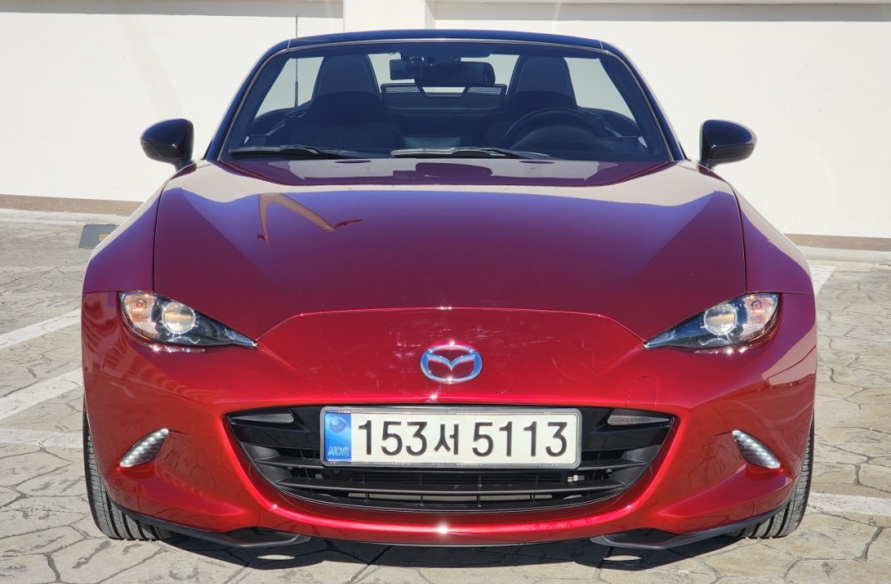 Mazda MX-5 MIATA