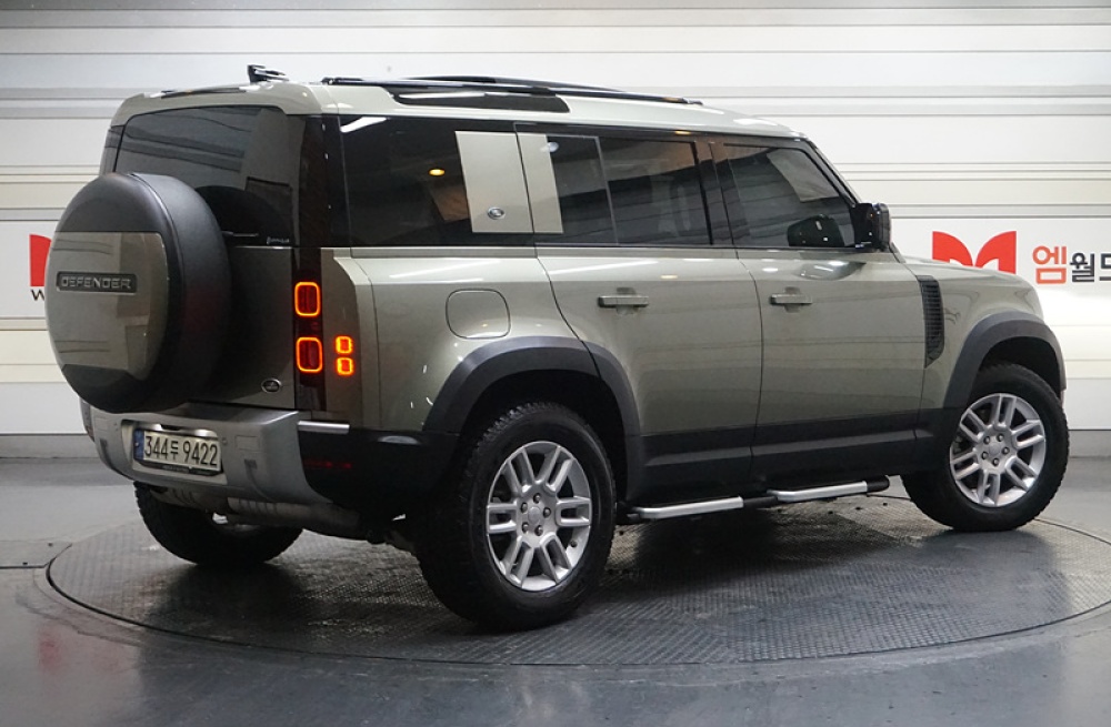 Land rover Defender (L663)