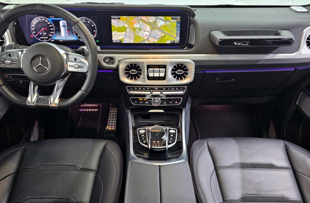 Mercedes-Benz G-Class W463b