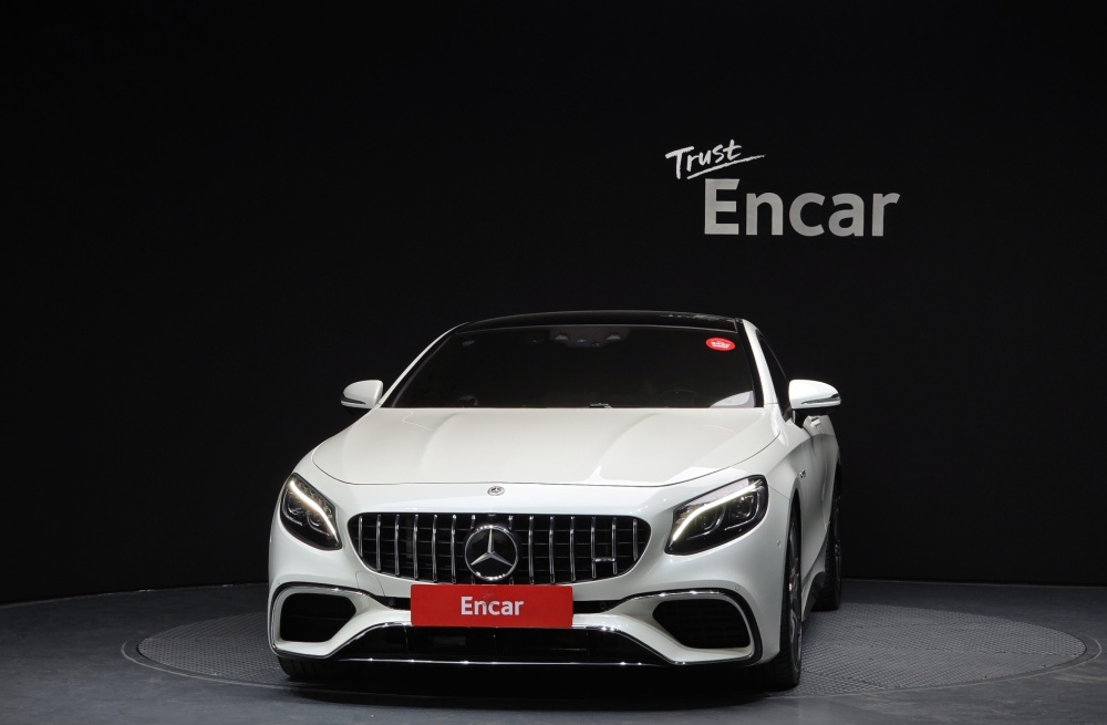 Mercedes-Benz S-Class W222