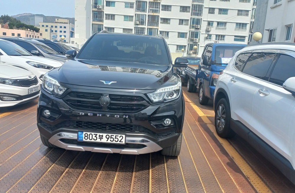 KG Mobility (Ssangyong) Rexton Sports