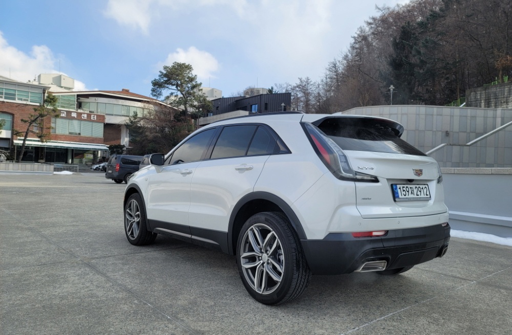 Cadillac XT4