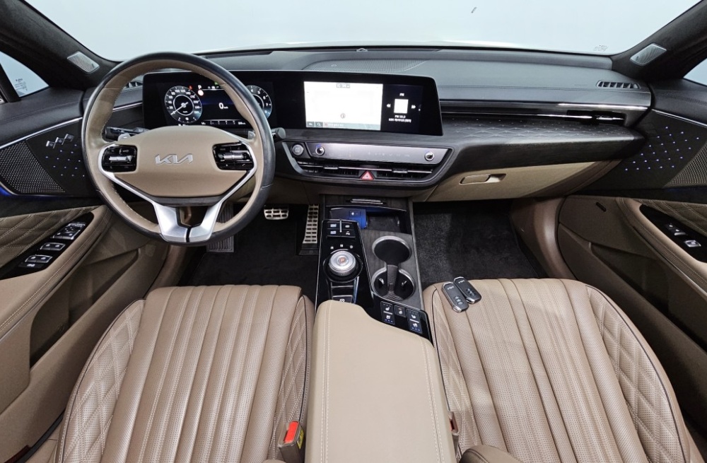 Kia K8