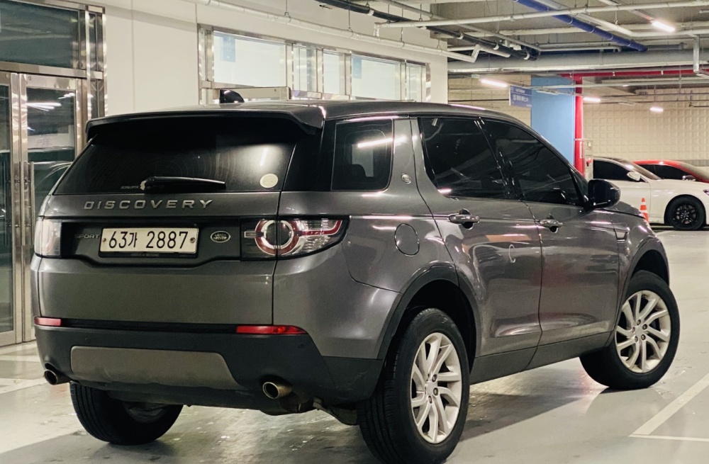 Land rover discovery sport