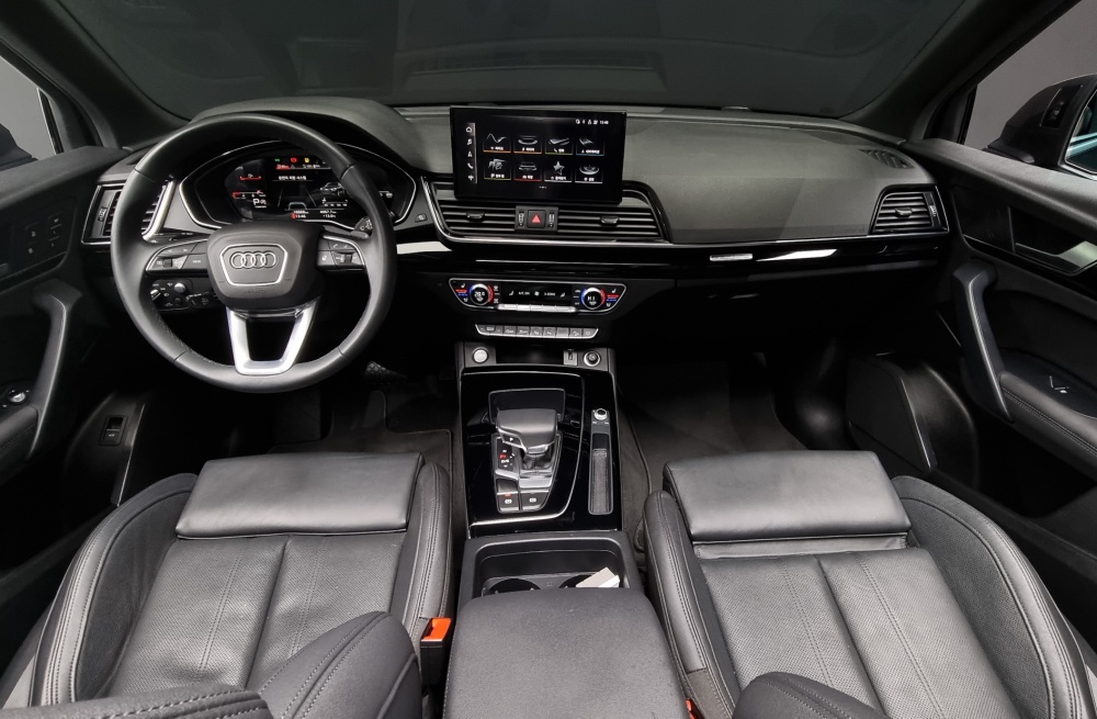 Audi Q5 (FY)