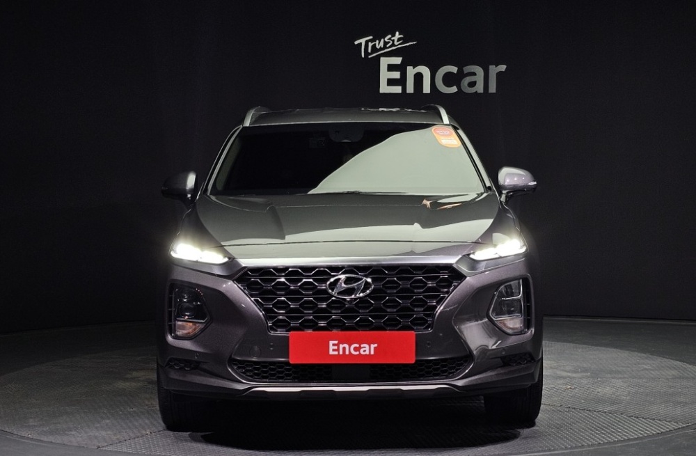 Hyundai Santa Fe TM