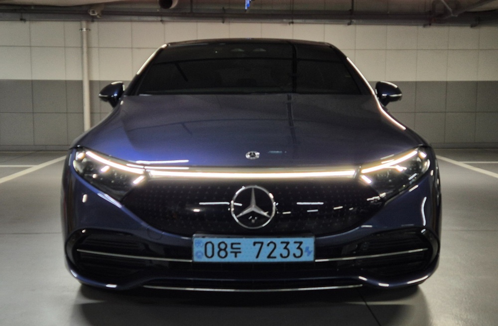 Mercedes-Benz EQS V297