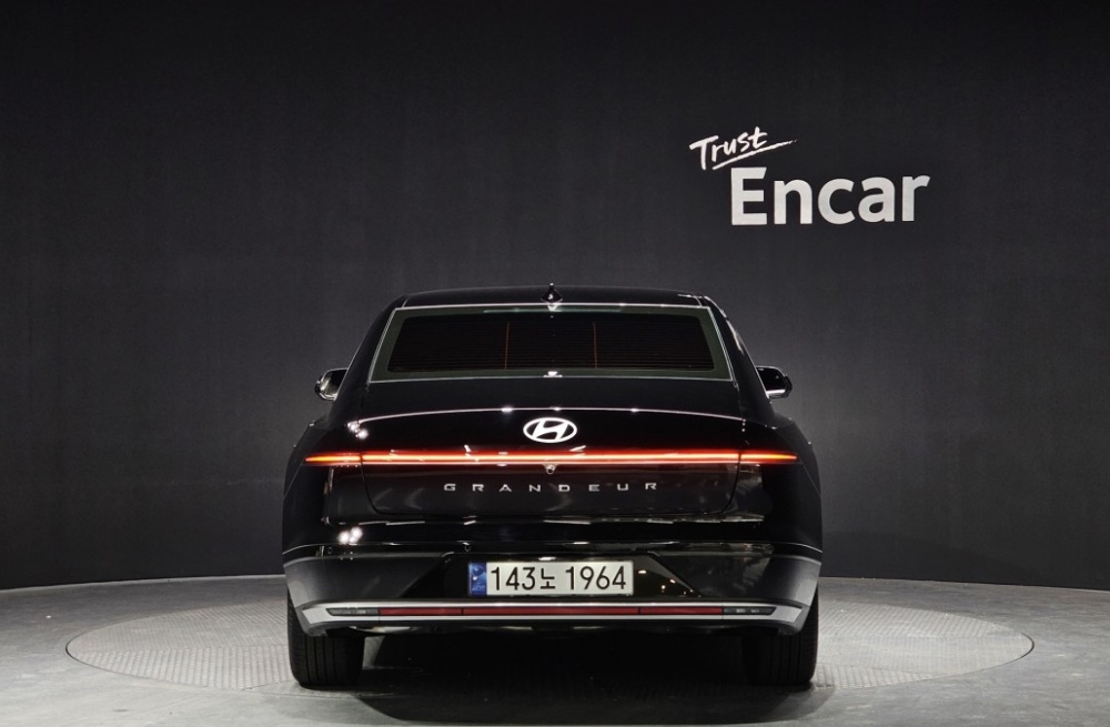Hyundai Grandeur Hybrid (GN7)