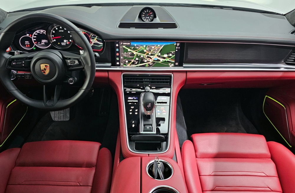 Porsche Panamera (971)
