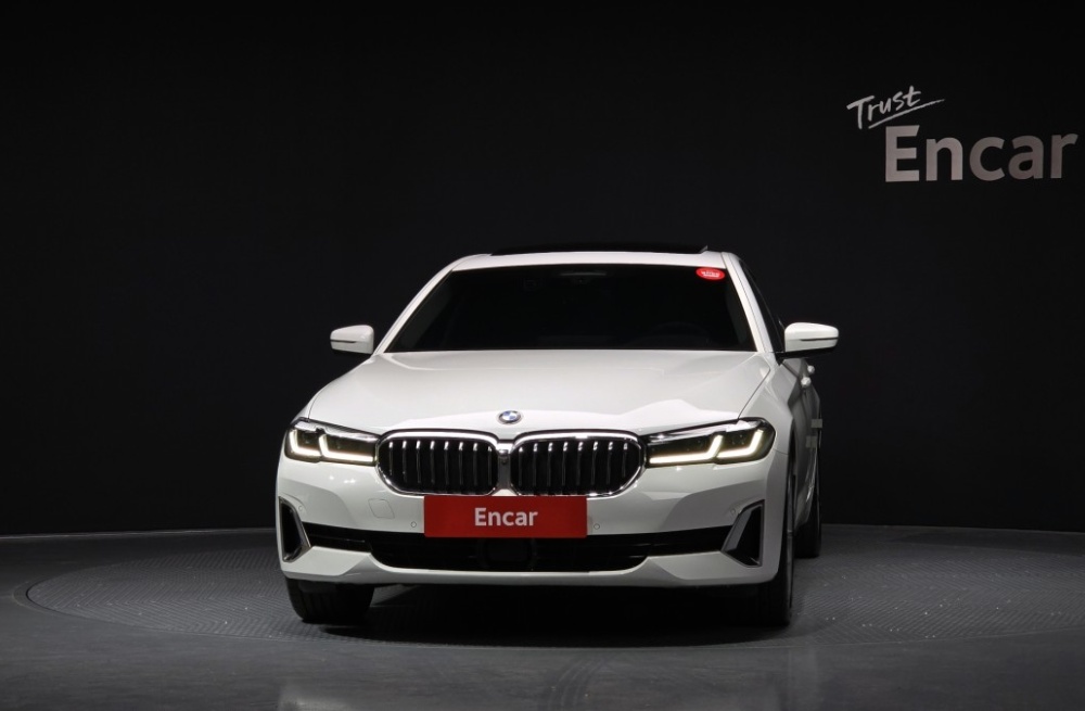 BMW 5 series (G30)