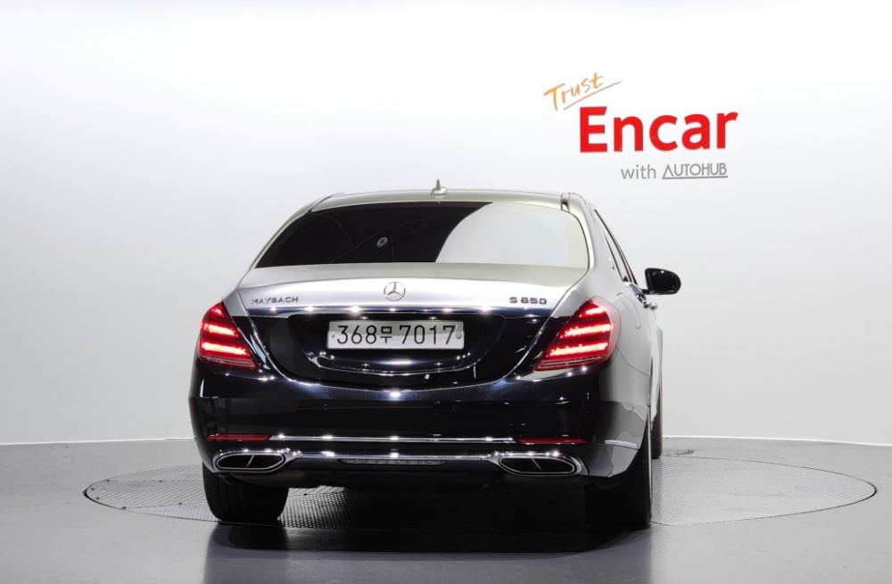 Mercedes-Benz S-Class W222
