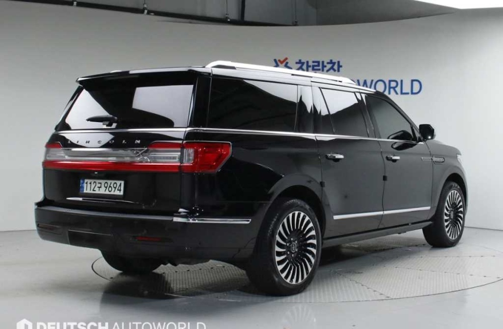 Lincoln navigator