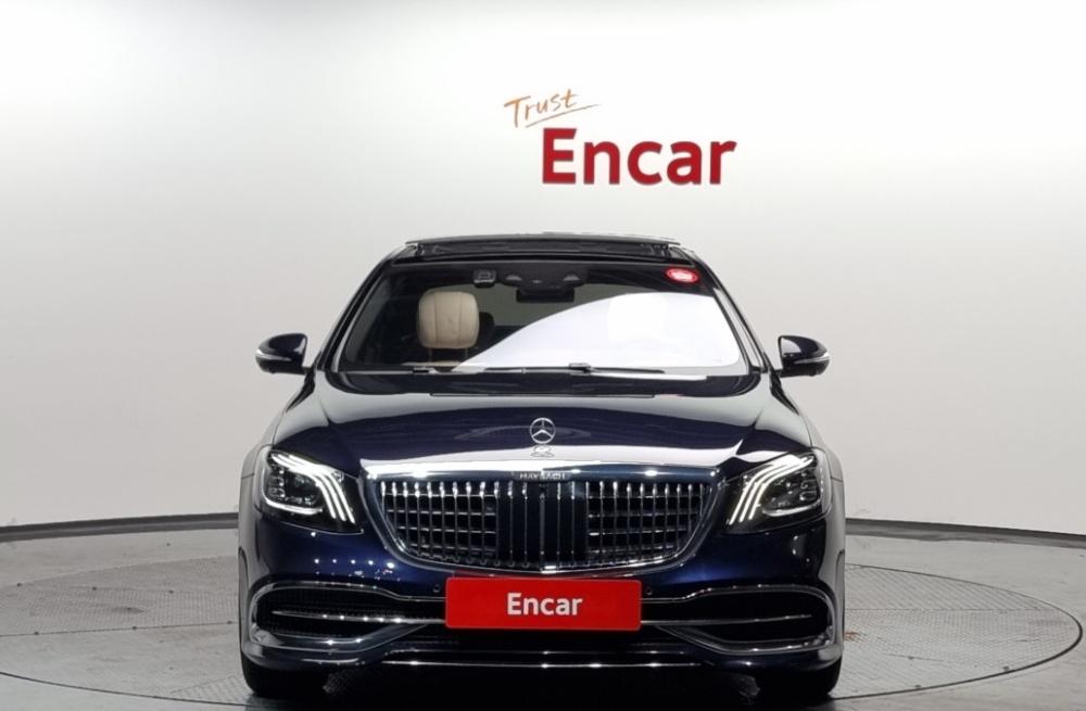 Mercedes-Benz S-Class W222