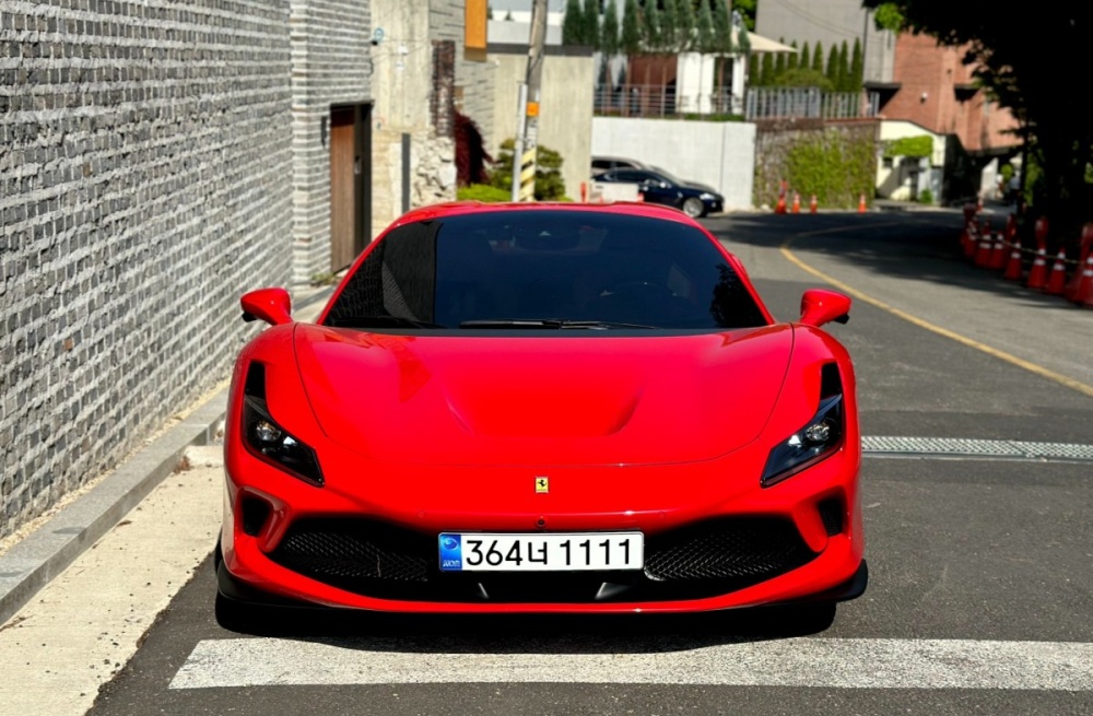 Ferrari F8 Spider