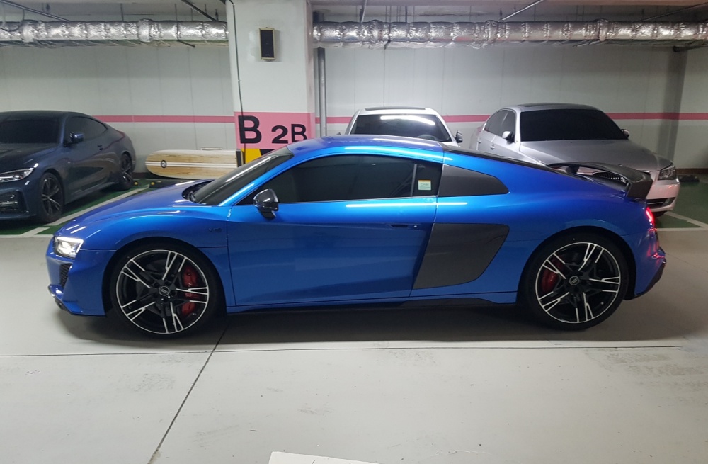 Audi R8 (4S)